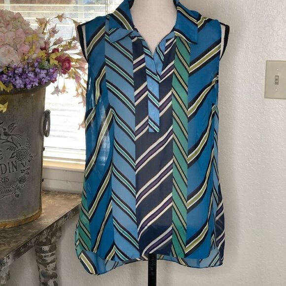 CAbi Ascot Sheer Sleeveless Top - Picture 4 of 16